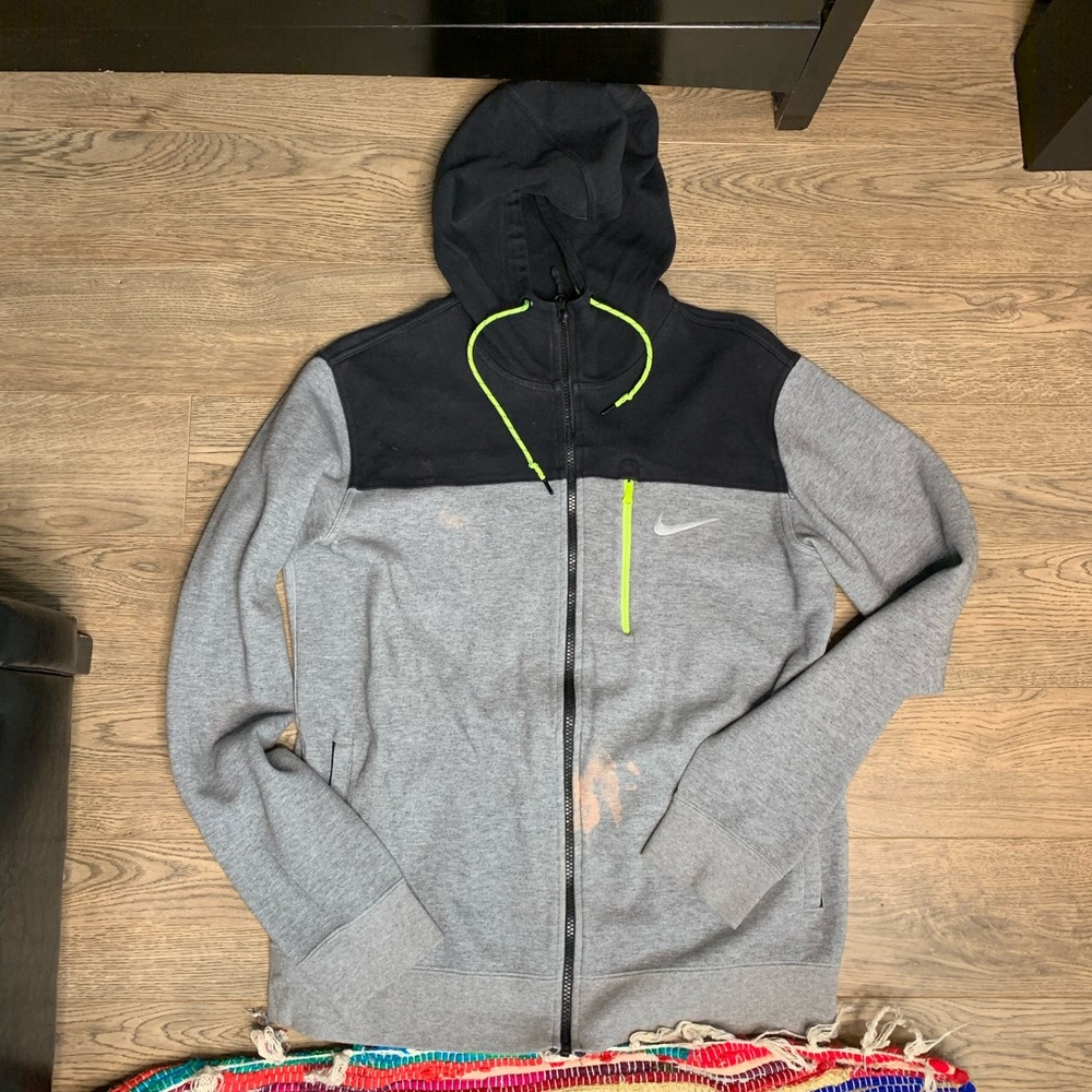nike sweater